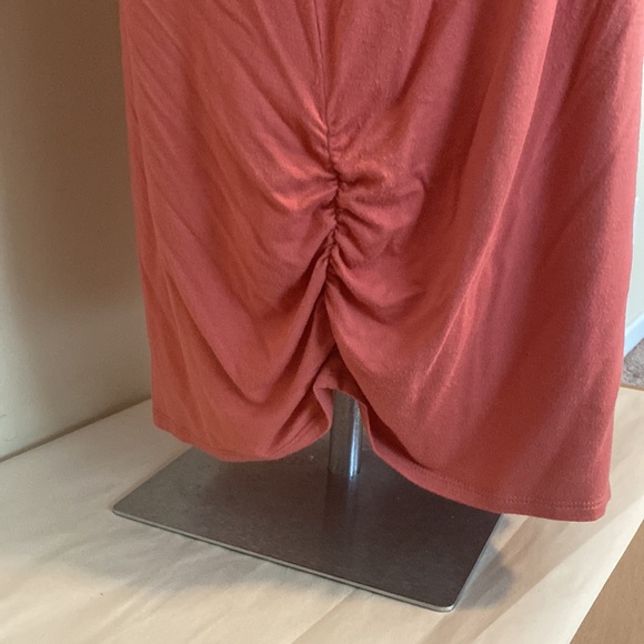 CLOSET CLEANOUT --   3 / $20 DEAL ON THIS ITEM - Picture 4 of 6